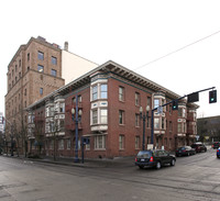 Bronaugh Apartments in Portland, OR - Building Photo - Building Photo