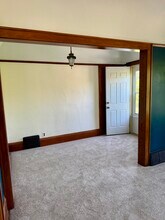 2551 N Fratney St, Unit Upper in Milwaukee, WI - Foto de edificio - Building Photo