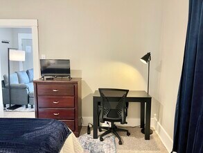 914 W College St in Florence, AL - Building Photo - Building Photo