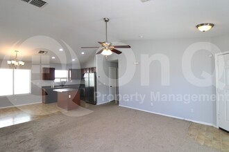 509 E Daniella Dr in San Tan Valley, AZ - Building Photo - Building Photo
