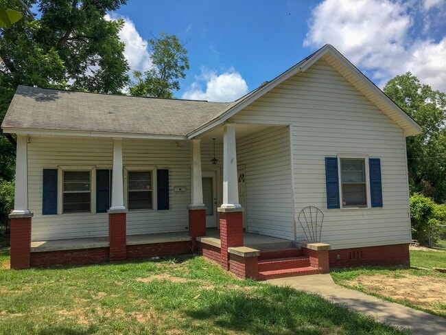 property at 731 Maryland St