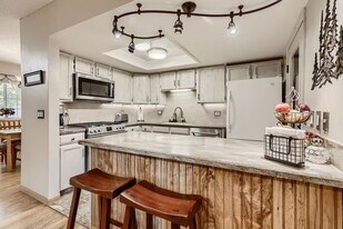 3833 Paseo del Prado in Boulder, CO - Building Photo