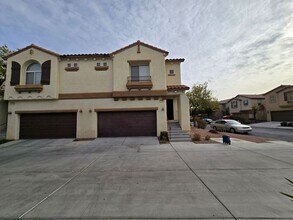 1180 Via Vernio in Henderson, NV - Building Photo - Building Photo