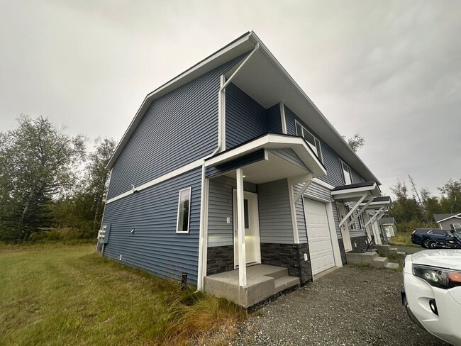 property at 2847 E Lakeview Rd