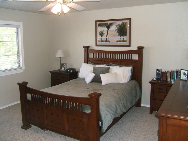 1165 S Red Rock Ct in Gilbert, AZ - Building Photo - Building Photo