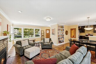 5249 Abbott Ave S in Minneapolis, MN - Foto de edificio - Building Photo