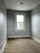 919 E Oak St in Louisville, KY - Building Photo - Building Photo