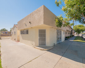 8615 State St in South Gate, CA - Building Photo - Building Photo