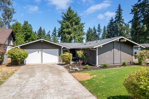 3004 SW 325th Pl in Federal Way, WA - Building Photo
