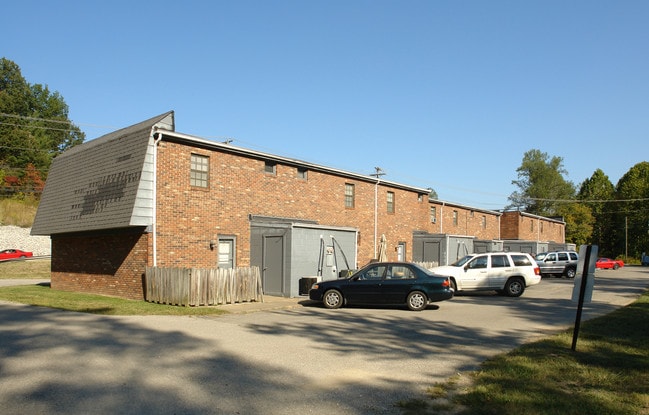 1548 Diederich Blvd in Russell, KY - Foto de edificio - Building Photo