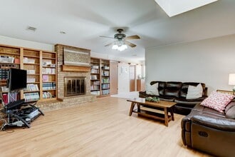 416 That Way in Lake Jackson, TX - Building Photo - Building Photo