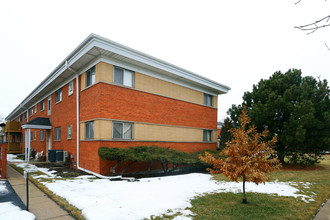 8413-8435 W Dempster St in Niles, IL - Building Photo - Building Photo