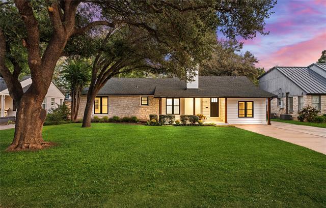 3643 S Hills Ave in Fort Worth, TX - Building Photo