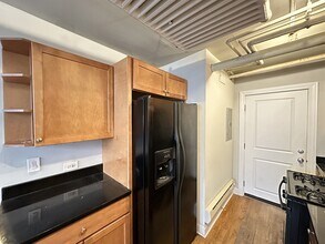 753 W Addison St in Chicago, IL - Building Photo - Building Photo