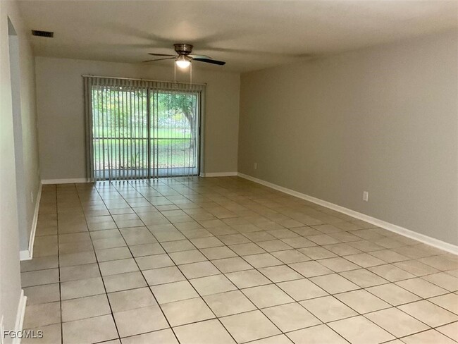 1511 SE 24th Ave in Cape Coral, FL - Building Photo - Building Photo