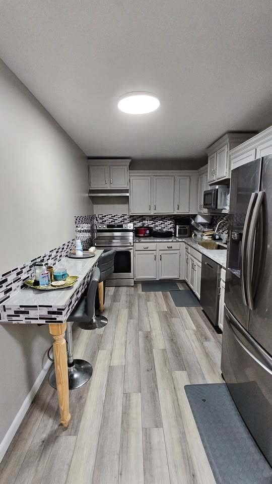2310 Cromwell Hills Dr in Cromwell, CT - Building Photo - Building Photo
