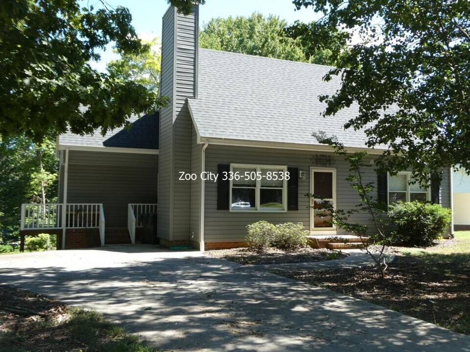 603 Woodland Cir in Asheboro, NC - Building Photo
