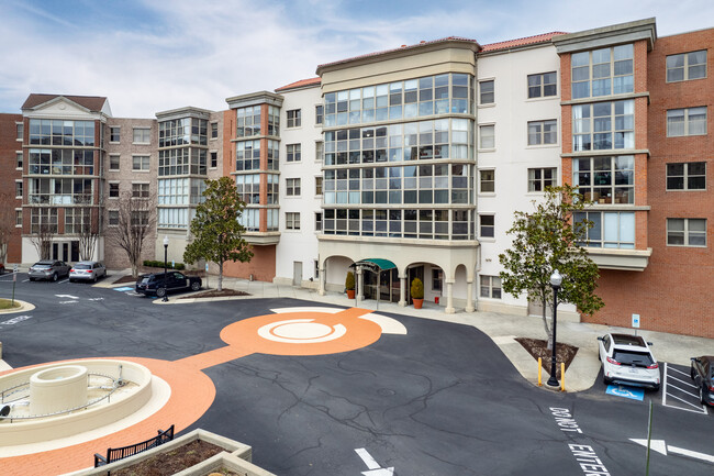 The Magnolias at Lansdowne Woods Condominium in Leesburg, VA - Building Photo - Building Photo