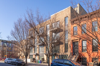 705 Lafayette Ave in Brooklyn, NY - Building Photo - Building Photo