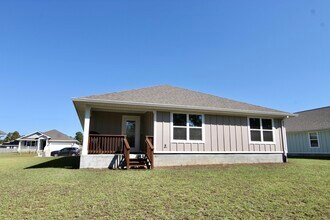 2662 Saltgrass Wy in Crestview, FL - Building Photo - Building Photo