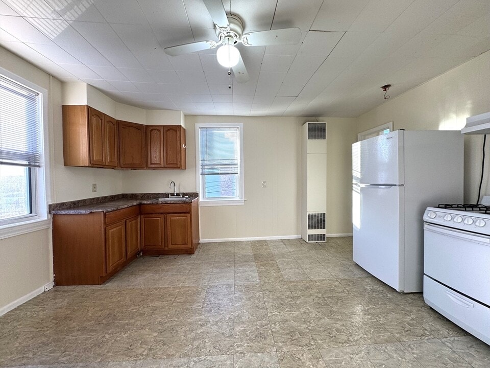 49 Fulton St in Peabody, MA - Building Photo