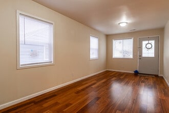 2730 9th St in Rockford, IL - Building Photo - Building Photo