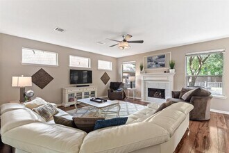 14618 Oxwick Cir in Houston, TX - Building Photo - Building Photo