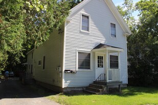3 Park St in Orono, ME - Building Photo