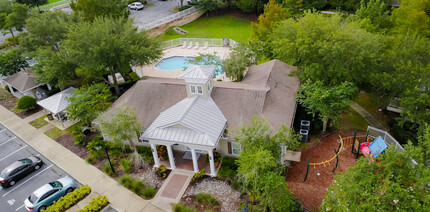 Rolling Acres Apartments in Lady Lake, FL - Building Photo - Building Photo