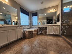 7170 Cotton Bluff St in Las Vegas, NV - Building Photo - Building Photo