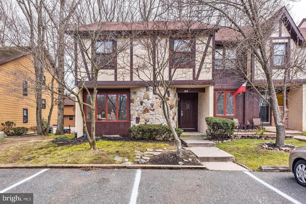 215 Keats Ct in Sicklerville, NJ - Building Photo