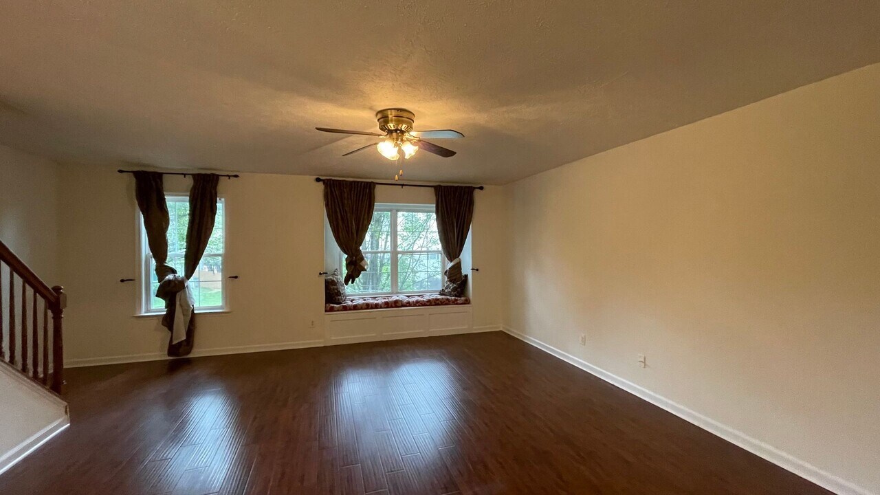 505 Clint Ln in Fredericksburg, VA - Building Photo