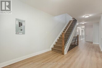 19 D'Arcy St in Toronto, ON - Building Photo - Building Photo