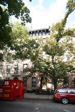 661 Carroll St in Brooklyn, NY - Foto de edificio - Building Photo