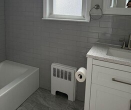 136-17 62nd Ave in Queens, NY - Building Photo - Building Photo