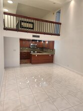 20347 W Country Club Dr in Aventura, FL - Building Photo - Building Photo