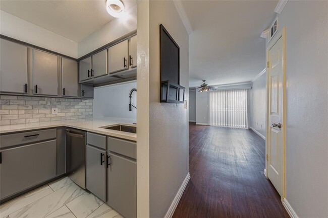 501 W 26th St in Austin, TX - Building Photo - Building Photo