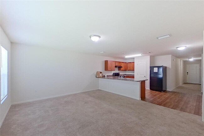 2920 NE 2nd Ave in Cape Coral, FL - Foto de edificio - Building Photo