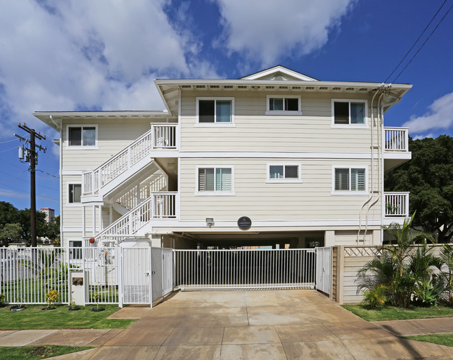 2738 Leialoha Ave in Honolulu, HI - Foto de edificio - Building Photo