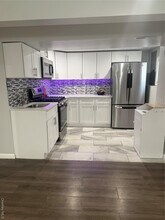 1029 Commack Rd in Dix Hills, NY - Building Photo - Building Photo