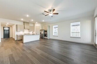 3413 Daily Harvest Dr in Pearland, TX - Building Photo - Building Photo