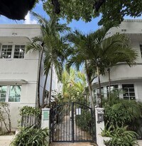 349 Meridian Ave in Miami Beach, FL - Building Photo