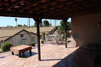 6119 Greenwood Ave in City Of Commerce, CA - Building Photo - Building Photo