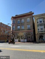 104 W Main St, Unit 33 in Waynesboro, PA - Building Photo