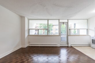 The Summit in Toronto, ON - Building Photo - Building Photo