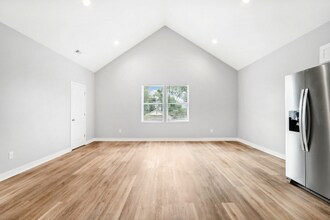 2752 Guilford Ave in Indianapolis, IN - Building Photo - Building Photo
