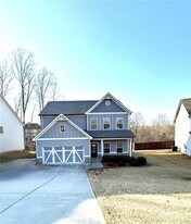 827 Wellford Ave in Jefferson, GA - Building Photo