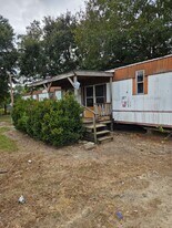 10620 Magnolia Rd in Irvington, AL - Building Photo