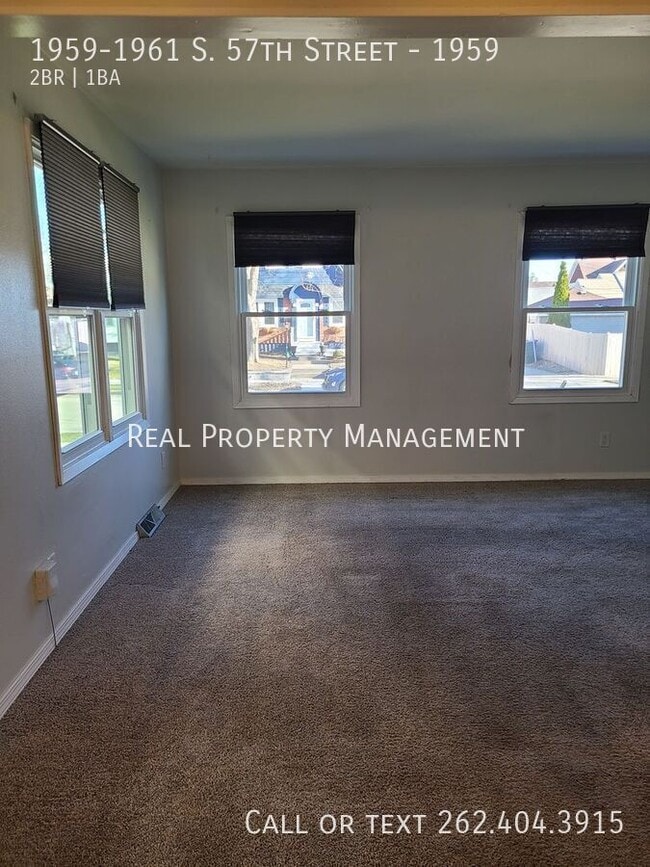 1959-1961 S 57th St in West Allis, WI - Building Photo - Building Photo