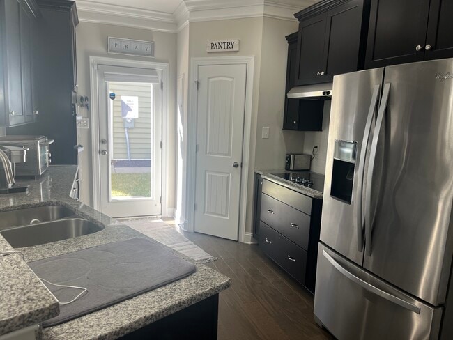 7016 Hawser Ln in North Chesterfield, VA - Building Photo - Building Photo